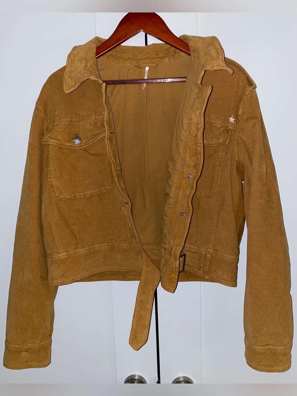 Free People Everlyn Corduroy Crop Jacket Large ‘Marygold’ ASO Santa Clarita Diet - Picture 7 of 13